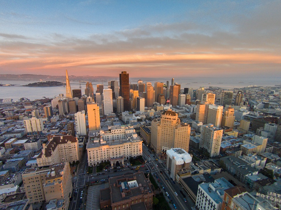 Beginners Guide To Using Drones for Real Estate Marketing 2 San Francisco Skyline drone image